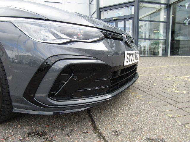 2023 Volkswagen Golf 1.5 GOLF R-LINE TSI